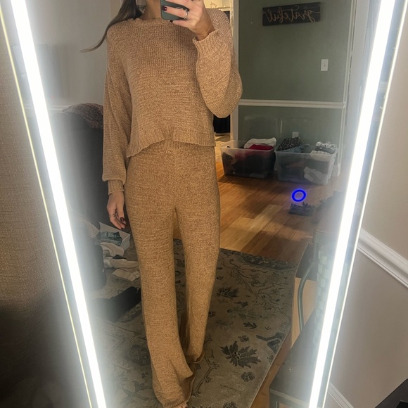 Two piece comfy set - Picture 1 of 6